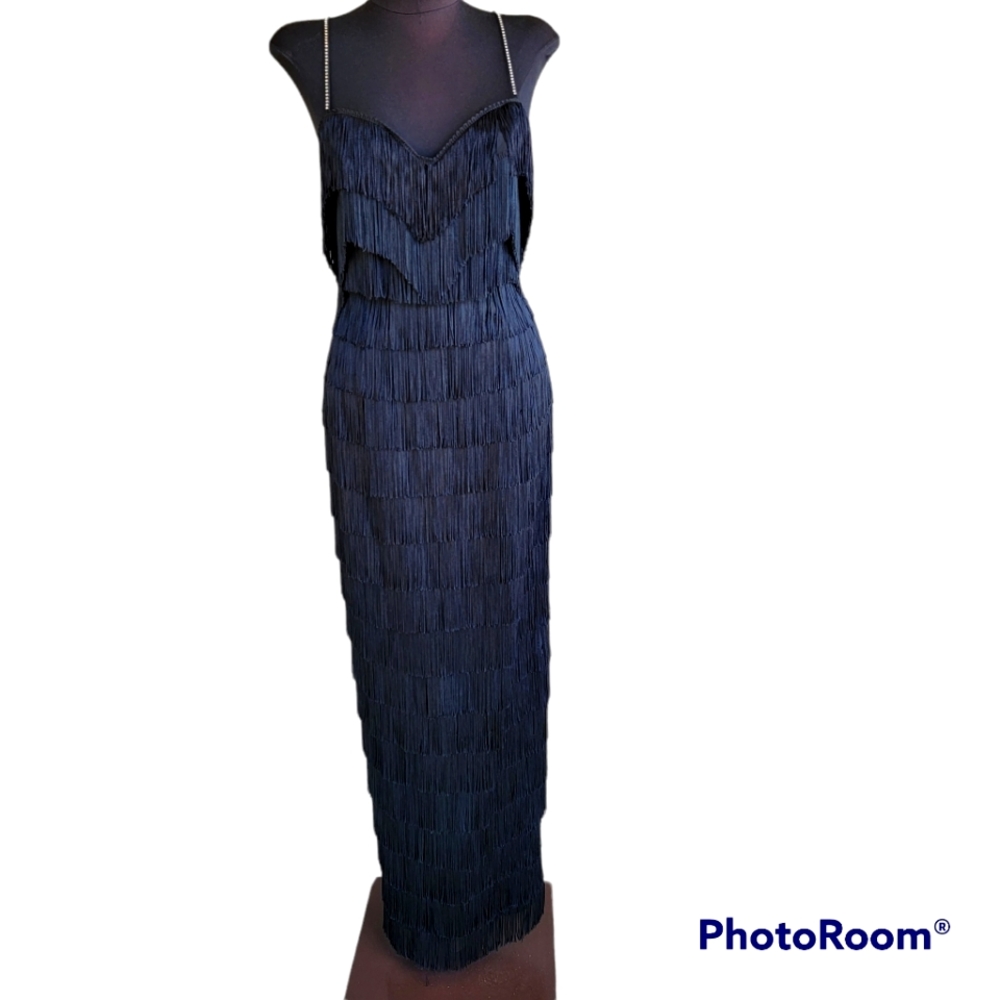 Hollywood Nites by Roberta Flapper/Fringe Style Gown Sz 9/10 (but more like3/4).